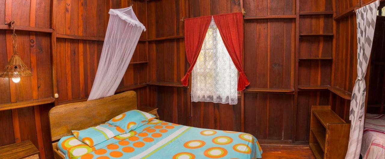 Cabinas Iguana Cahuita Εξωτερικό φωτογραφία
